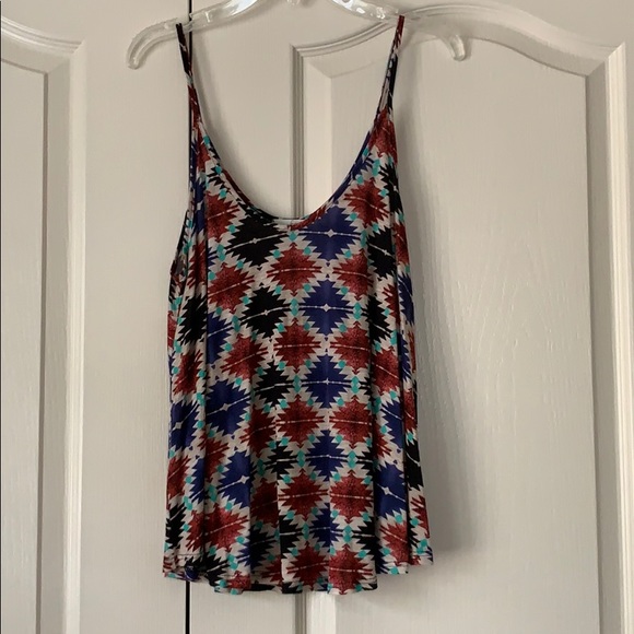 Flowy patterned tank top - Picture 1 of 3